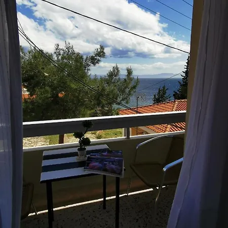 Rania Lutrá Edipszú