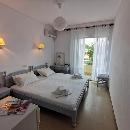 Rania Hotel 2*