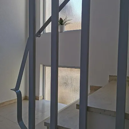 Rania Lutrá Edipszú