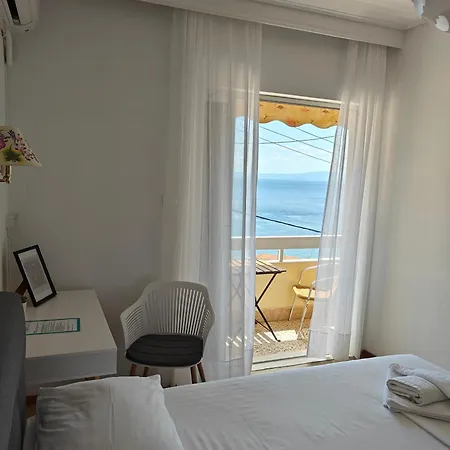 Rania Hotel 2*